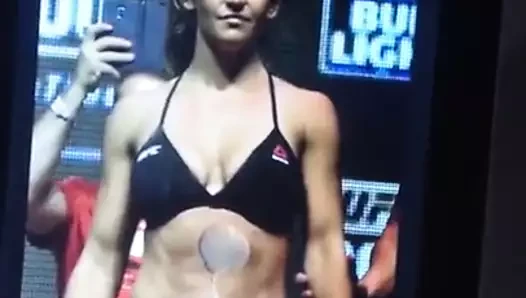 Miesha Tate'in boşalma anısına
