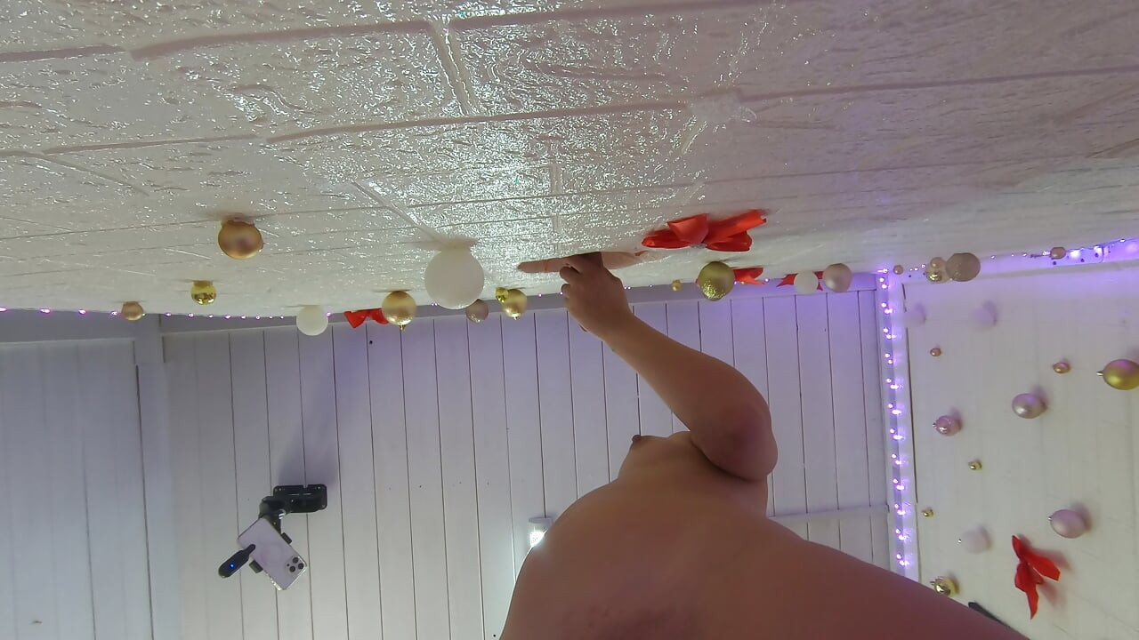 Schwanz fährt hin und her. AllMyLinks MisssVikki