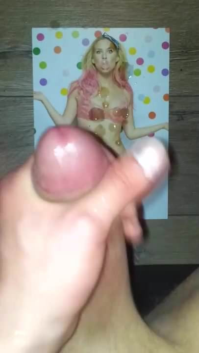 Bar Refaeli Cum Tribute