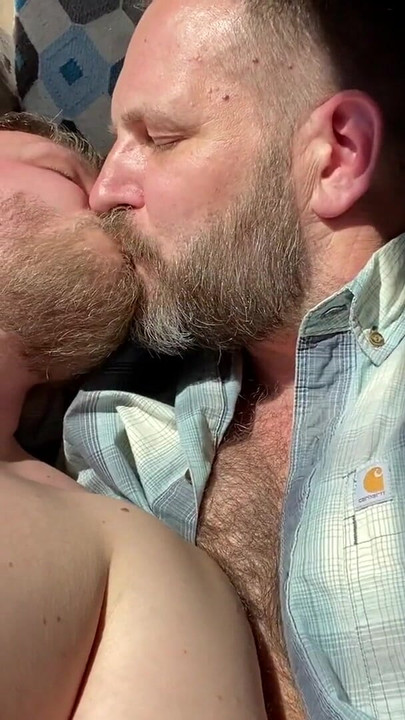 Emotional moment from "Seattle Dad making out with Brock Tidus - first time"