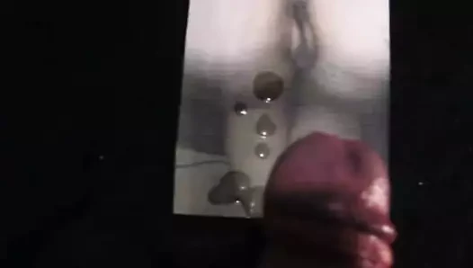 F icker için anma videosu