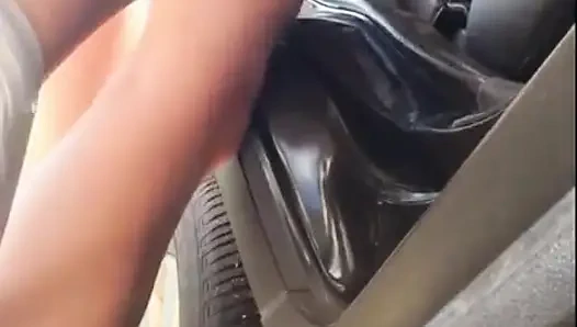 Sex am Morgen im park mit einer heißen Frau