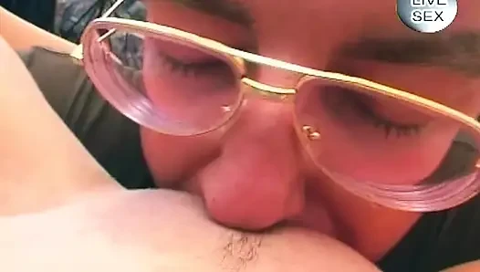 Genişleyen anal rosebud damlayan kalın döl taşması