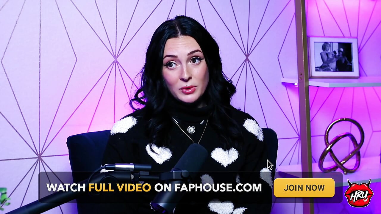 Charlotte Sins глотание, секс-вечеринки и серые области этической жизни