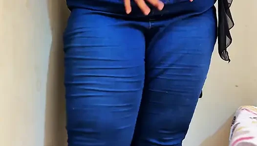 PAWG Shy Teen Employee Masturbat in Office When Boss Is Next Desk