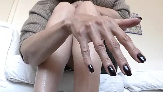 Dark Fingernails and Shiny Legs Part 2, Lady Victoria Valente