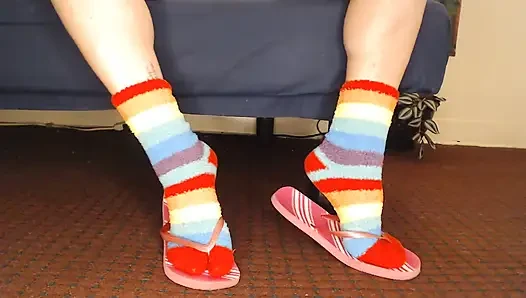 Kaus kaki merah muda dengan kaus kaki merah muda