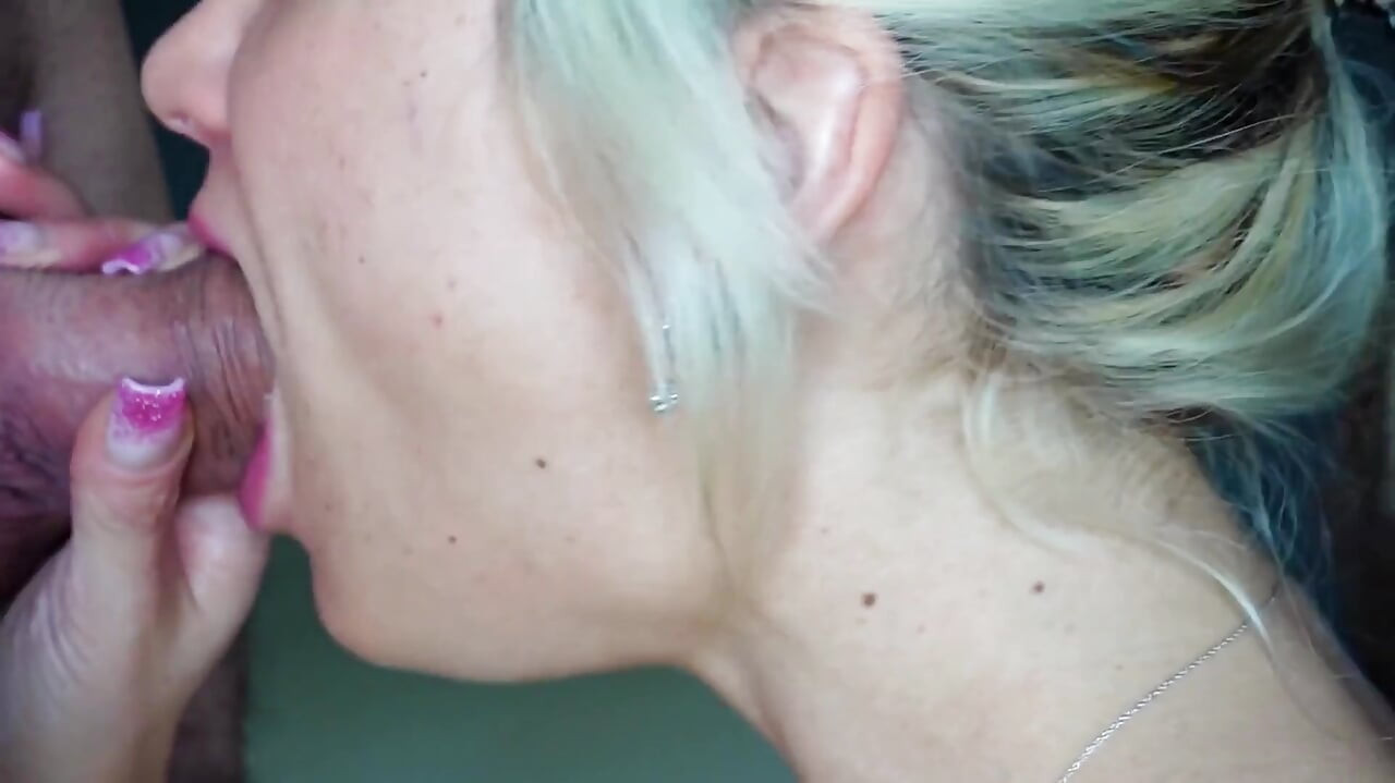 Sloppy Deepthroat - Please in My Mouth
