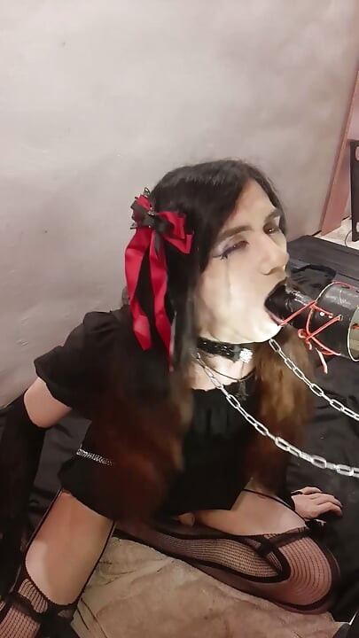 Your Goth Girlfrind That Loves Throatfuck