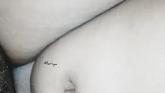 Mallu üvey anne sıkı amcık
