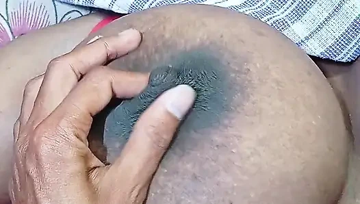 Dicke titten, indische tante, sexy titten und dicker arsch zeigen