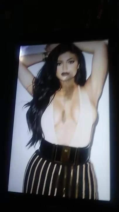 Kylie jenner Cum Tribute