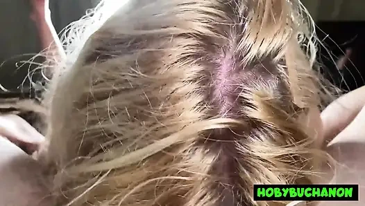 Горячая блондинка Nikki Sweet любит грубый секс