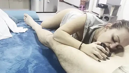 Целомудрие в видео от первого лица - отсос яиц - 4K