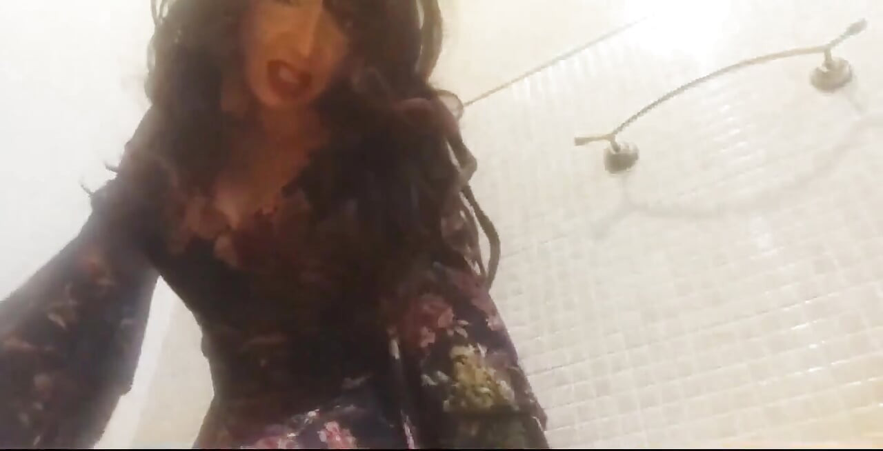 The Porn Misadventures and Received From Her Brother-in-law: Monia Told by Her in Person While Masturbating for You