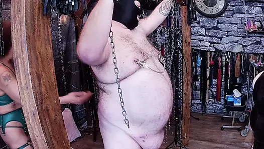 Teil 2:-Domina satana & Lanista tragen ihre auszubildende blackberry Milf im kerker, um mit sklavin Dazzer zu spielen