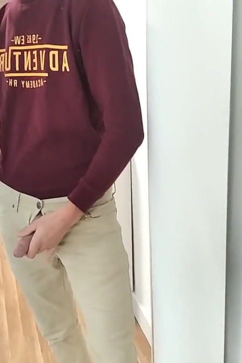 Amateur Man Jerking Big Cock Very Hard and Venous Before Meeting at Work