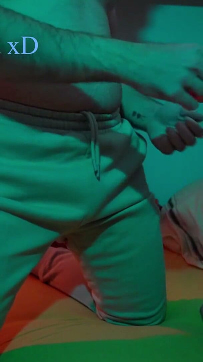 Confy sweatpants ASSJOB lap dance, cold night, Hot action - He jizzed in his pants | Clip 1