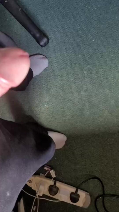 Big cumshot onto floor