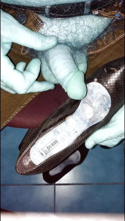 Cum in plataform shoes