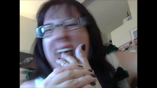 Geeky Chubby Girl in Holiday Toe Sucking