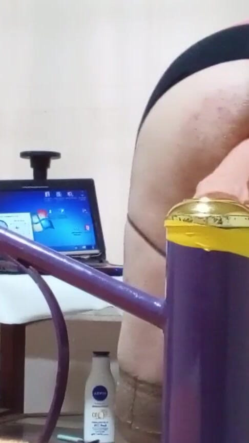 I dress as a slut and I just want a huge cock that penetrates me very hard. | Clip 1