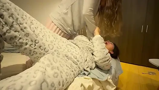 Wrestling Between Women and Tickling