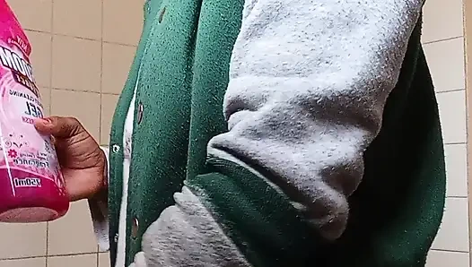 Housemaid fuck her self while she is cleaning