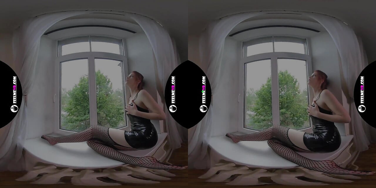 Margarita Teen Virtual 3D Strip on the Window