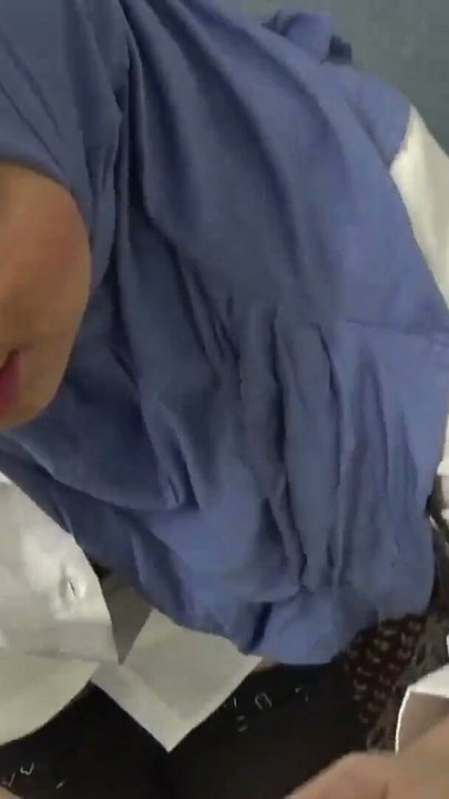 Arab Secretary Milf | Clip 1
