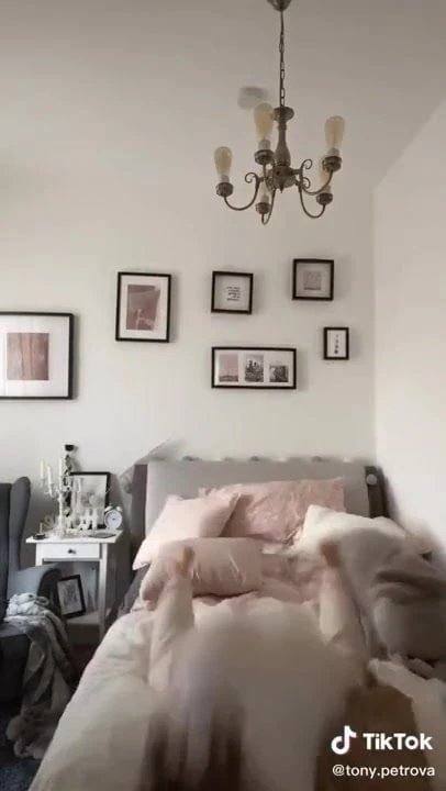 Antonia Petrova - TikTok 29.03.2020