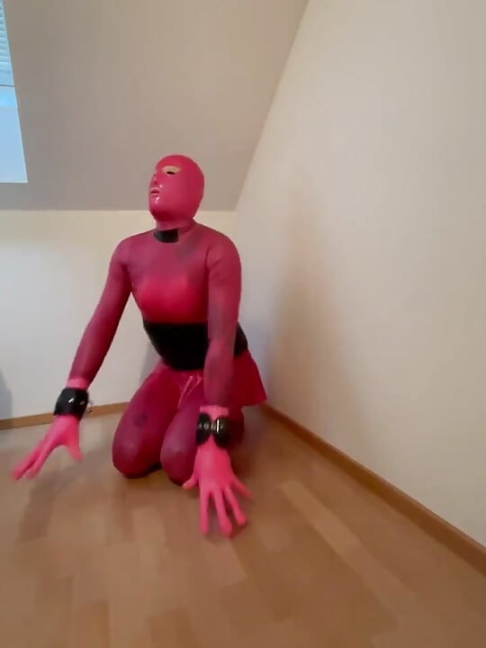 Pink Rubberdoll Sissy Slavegirl Fullrubber Three Latex Layers