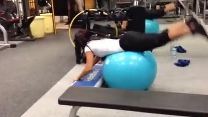 Claudia in fitness 3