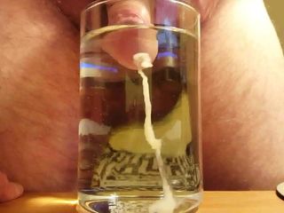 Sperma im Wasser 2