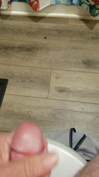 Huge cumshot!