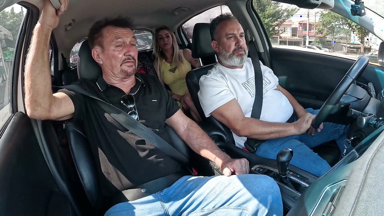 Carlos Urach debutează cu Two Hot Girls on Ted's Ride