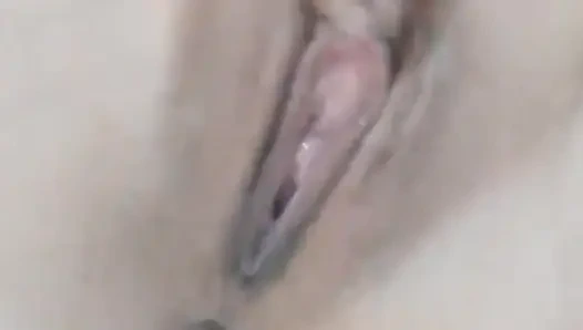 Erkek arkadaşım işteyken evde tek başıma mastürbasyon yapıyorum