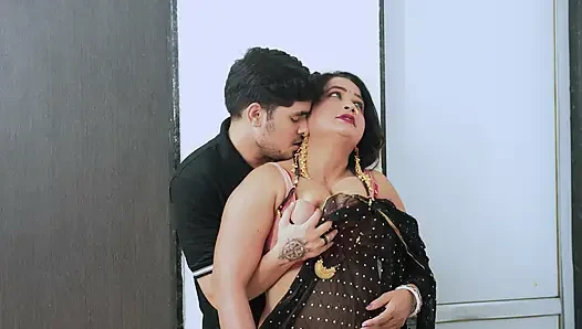 Beutyfull Hintli model ilk video çok ateşli kız sert seks net Hintçe ses