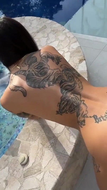 I fuck my photographer and he cums in my mouth! | Clip 1