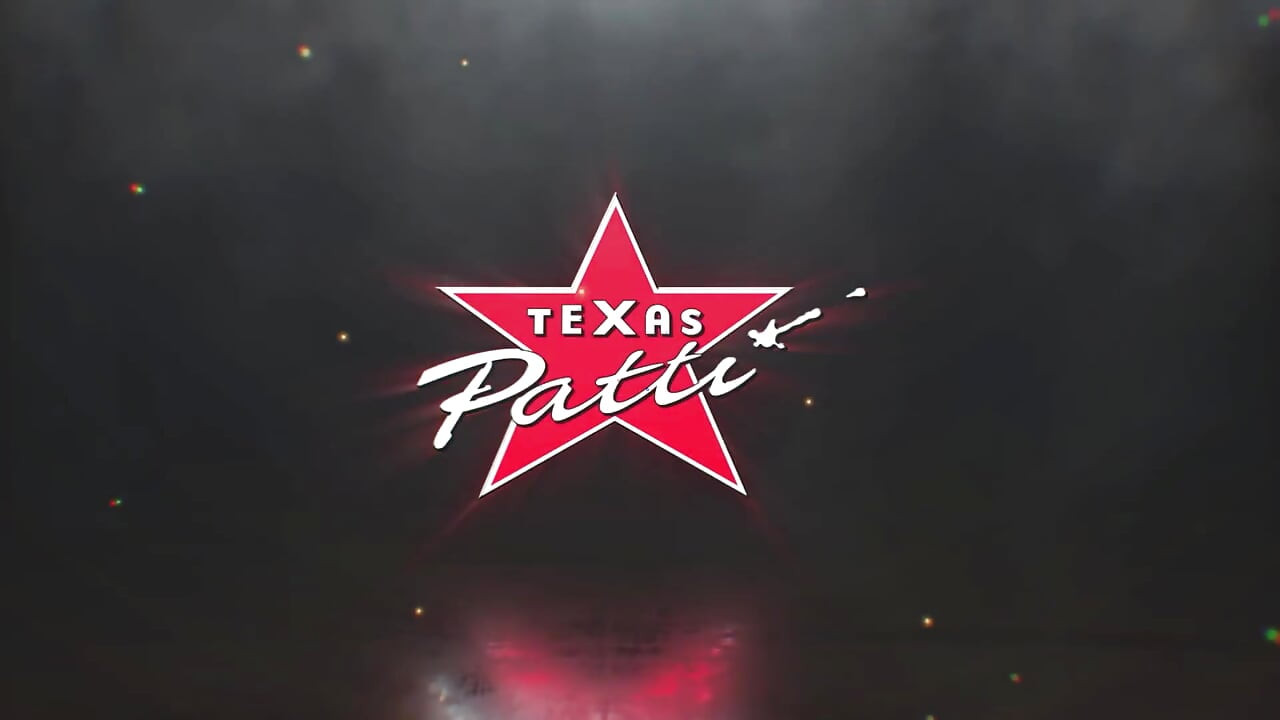 诱人的德州熟女Patti被纹身壮男狠操