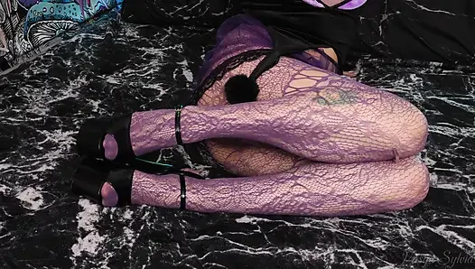 Monster Dalam Ketat - Kaki Pantyhose Dengan Sepatu!