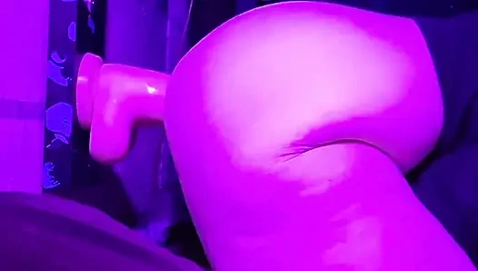 Ich reite meinen 13-zoll-dildo