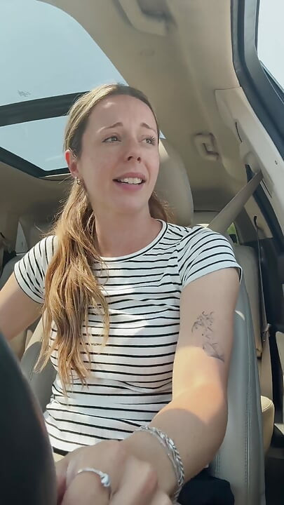 Lush i bilen! Risikofylt orgasme!
