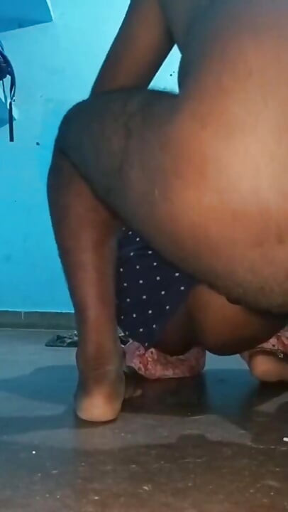 Yangzi Wants to Get Her Pussy Fucked Like Mia Khalifa
