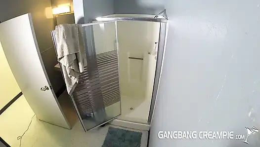 5 gadis bercinta setelah pemotretan porno di kamar mandi