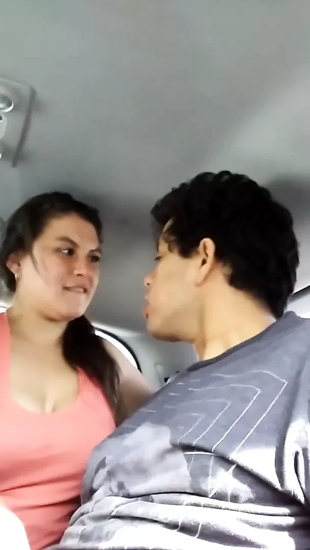 Orale vamos a coger aqui