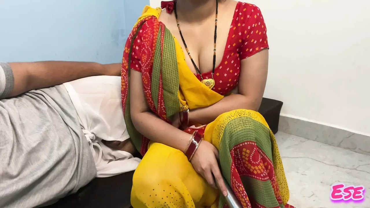 Tharki Sasur Ne Apni Bahu Ko Diye Picche Se Jatke
