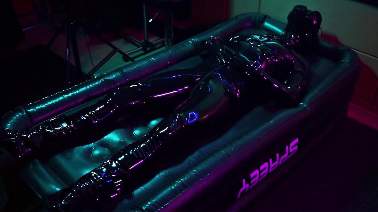 HOT! Rubberdrone Fetish ASMR