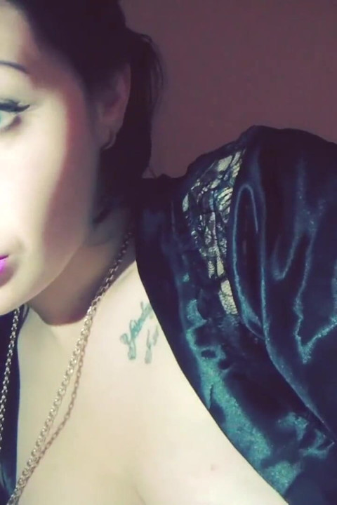 Purple kisses and licks