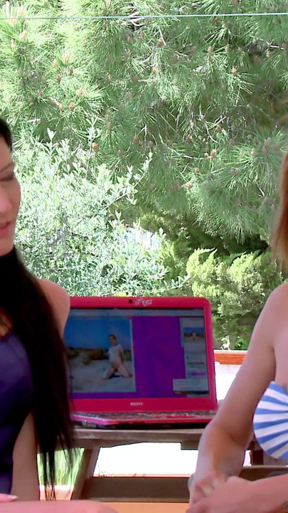 Amadea Emily: Video Interview Sexy with Amadea Emily